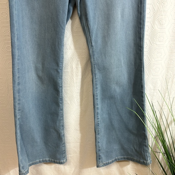 FREE PEOPLE WE THE FREE IN MY FEELINGS CROPPED midrise FLARE bootcut JEANS NEW - Picture 6 of 13